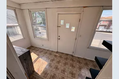 2910 Baisley Avenue, Bronx, NY 10461 - Photo 12