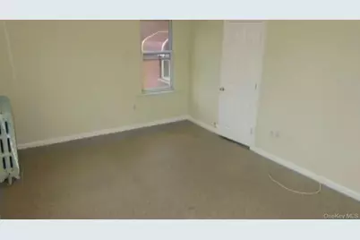2910 Baisley Avenue, Bronx, NY 10461 - Photo 24