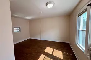 2910 Baisley Ave, Bronx, NY 10461 - Photo 8