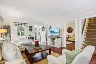 75 Chestnut Ave, Pelham, NY 10803 - Photo 8