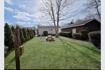 9 Inwood Avenue, Selden, NY 11784 - Photo 26