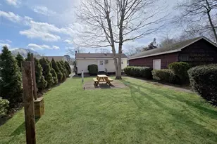 9 Inwood Ave, Selden, NY 11784 - Photo 26