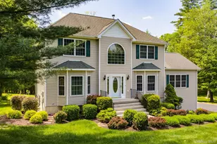 41 Philip Dr, Montgomery, NY 12549 - Photo 2