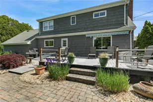 450 Maple Ln, Greenport, NY 11944 - Photo 2