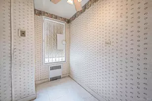 2552 E 7th St, Brooklyn, NY 11235 - Photo 16