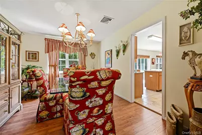 43 Ramblewood Drive, Newburgh, NY 12550 - Photo 8