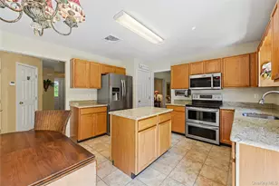 43 Ramblewood Dr, Newburgh, NY 12550 - Photo 14