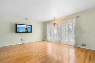 787 Vivian Ct, Baldwin, NY 11510 - Photo 12