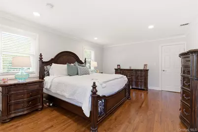 60 Tulipwood Drive, Commack, NY 11725 - Photo 24