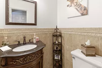 60 Tulipwood Drive, Commack, NY 11725 - Photo 14