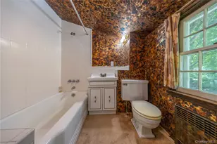11 Wheeler Pl E, West Nyack, NY 10994 - Photo 22