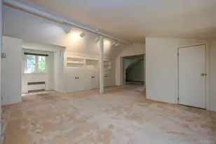 11 Wheeler Pl E, West Nyack, NY 10994 - Photo 20