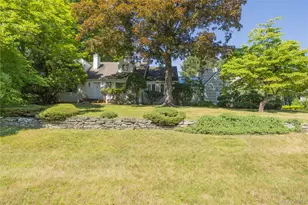 11 Wheeler Pl E, West Nyack, NY 10994 - Photo 2