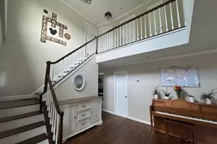 25 Marc St, Ronkonkoma, NY 11779 - Photo 8