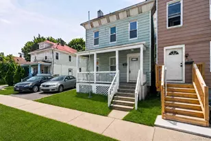 457 1st St, Newburgh, NY 12550 - Photo 2
