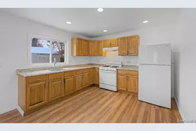 457 1st Street, Newburgh, NY 12550 - Photo 6