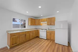 457 1st St, Newburgh, NY 12550 - Photo 6