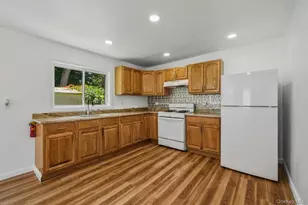 457 1st St, Newburgh, NY 12550 - Photo 6