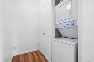 457 1st St, Newburgh, NY 12550 - Photo 10