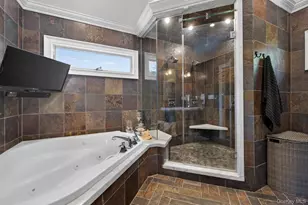 322 Rose Ln, Smithtown, NY 11787 - Photo 22