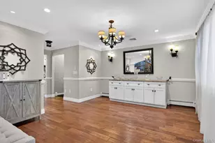 322 Rose Ln, Smithtown, NY 11787 - Photo 8