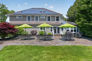 322 Rose Ln, Smithtown, NY 11787 - Photo 36