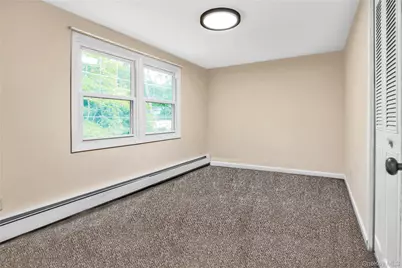 40 Seabrook Lane, Stony Brook, NY 11790 - Photo 10