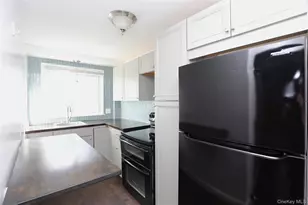 343 Washington Ave, Kingston, NY 12401 - Photo 8