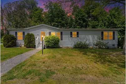 209 Wood Hollow Road, Hopewell Junction, NY 12533 - Photo 4