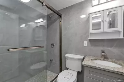 27-09 Utopia Parkway, Flushing, NY 11358 - Photo 14