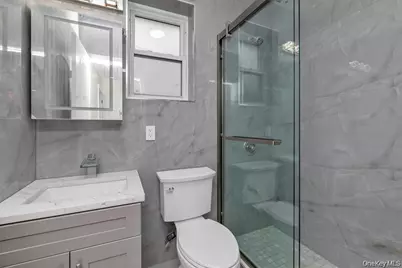 27-09 Utopia Parkway, Flushing, NY 11358 - Photo 12