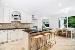 4 Parkfield Rd, Scarsdale, NY 10583 - Photo 8