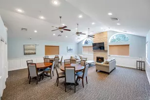 194 Gothic Cir, Manorville, NY 11949 - Photo 28