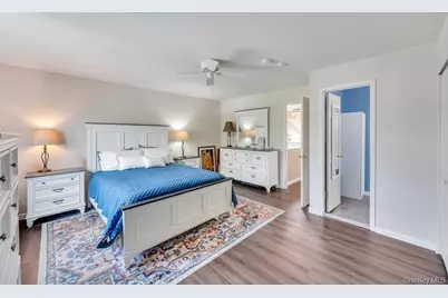 194 Gothic Circle, Manorville, NY 11949 - Photo 22