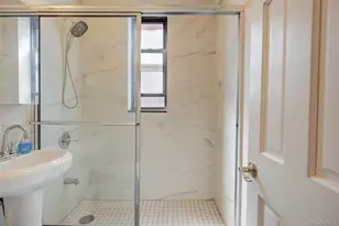 167-10 Crocheron Ave, Flushing, NY 11358 - Photo 20