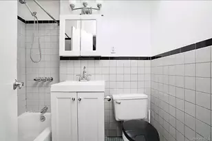 150 Hawthorne St, Brooklyn, NY 11225 - Photo 8