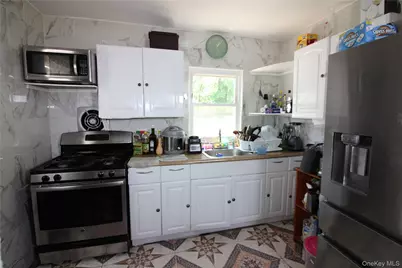 96 Fir Street, Valley Stream, NY 11580 - Photo 24