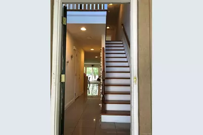 16 Yennicock Avenue, Port Washington, NY 11050 - Photo 2