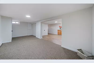 231 Maple Street, Medford, NY 11763 - Photo 16
