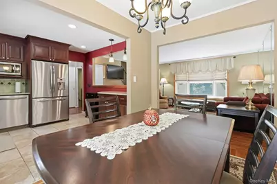 41 Semon Road, Huntington, NY 11743 - Photo 10
