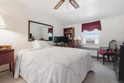 41 Semon Road, Huntington, NY 11743 - Photo 18