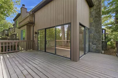 67 Short Way, Roslyn Heights, NY 11577 - Photo 36
