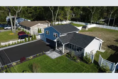 354 Easton Street, Ronkonkoma, NY 11779 - Photo 2