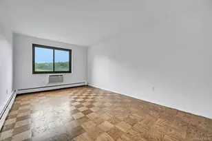 100 E Hartsdale Ave, Hartsdale, NY 10530 - Photo 16