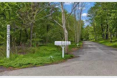 9 Briarsweet Lane, East Hampton, NY 11937 - Photo 46