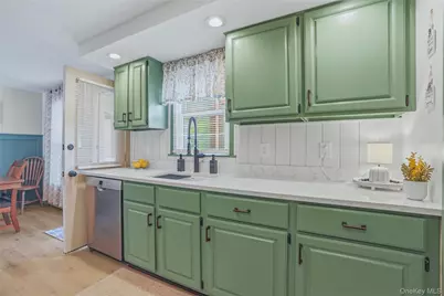 113 W Chestnut Street, Kingston, NY 12401 - Photo 10