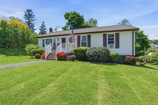 113 W Chestnut St, Kingston, NY 12401 - Photo 2