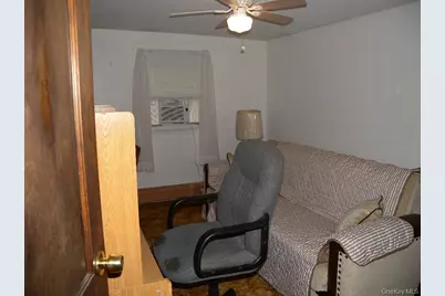 43 Washington Heights Street, Selden, NY 11784 - Photo 22
