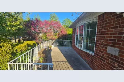 23220 147th Avenue, Springfield Gardens, NY 11413 - Photo 8