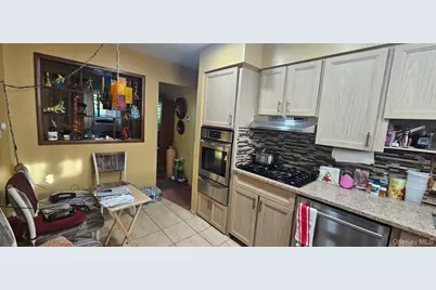 23220 147th Avenue, Springfield Gardens, NY 11413 - Photo 2